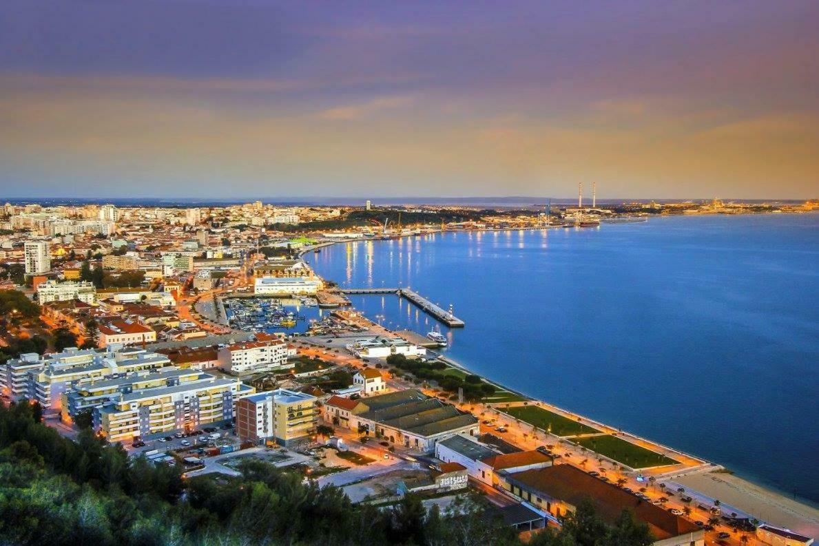 Casa Da Avenida I Apartment Setubal Bagian luar foto